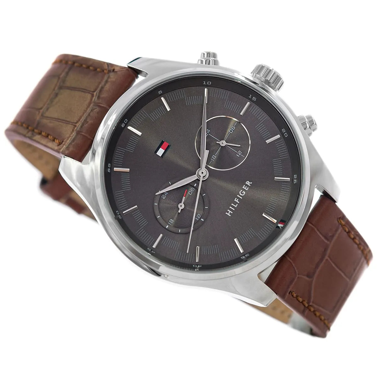 Tommy Hilfiger Sawyer Quartz with Analog Display and Leather Strap Men's Watch - 1710422
