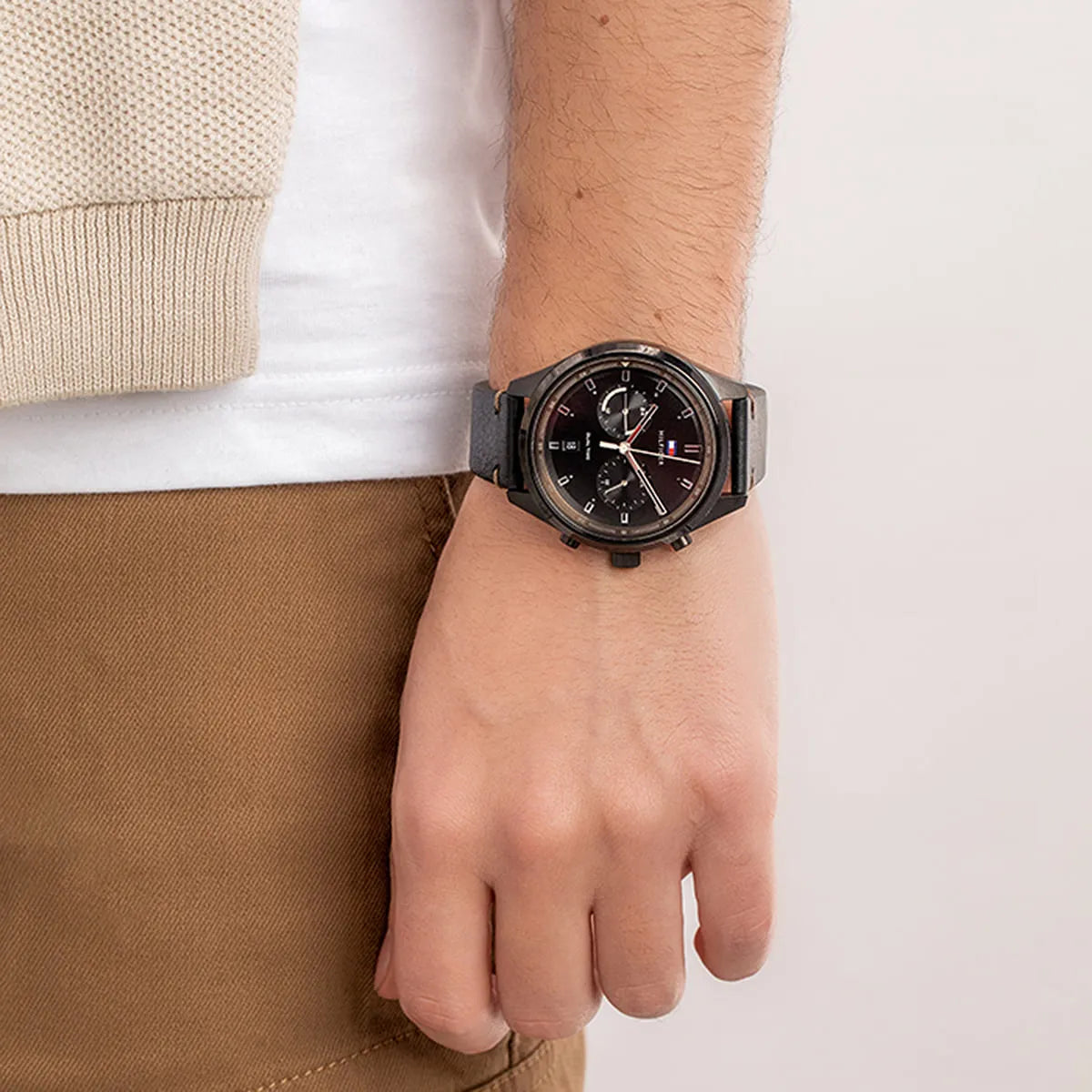 Tommy Hilfiger Bennett Black Dial Leather Strap Men's Watch - 1791731