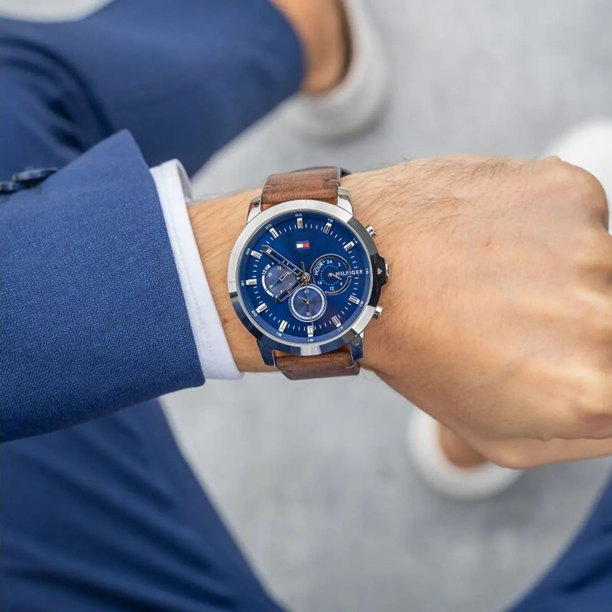 Tommy Hilfiger Men's Watch - Jameson Chronograph Blue Dial Brown Strap | 1791797 1791797 - Image 9