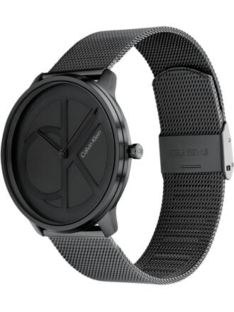 Side profile of black mesh bracelet and case on men's minimal watch