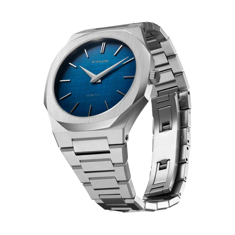 D1 Milano UTBJ17 three-quarter view with blue dial and silver metal bracelet