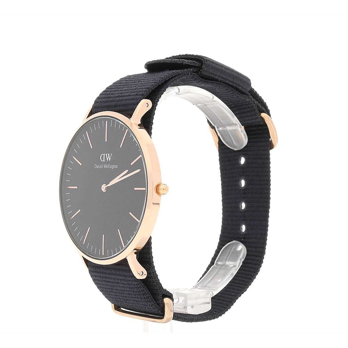 Side view of Daniel Wellington Cornwall 40mm watch with black strap and rose gold case