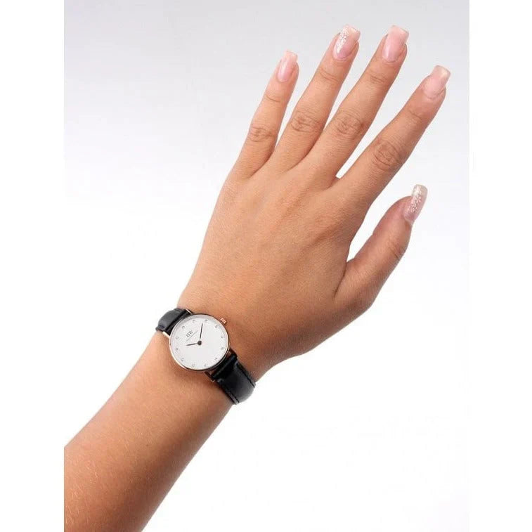 Daniel Wellington Classy Sheffield watch worn on woman's wrist