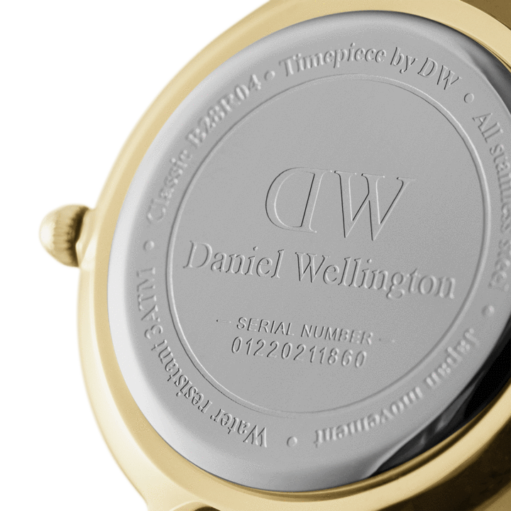 Caseback engraved with Daniel Wellington branding and serial number 04220211660