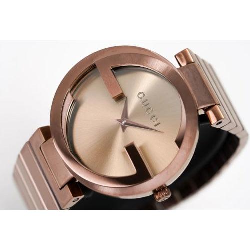 Gucci Interlocking G brown watch face with rose gold PVD case and hands