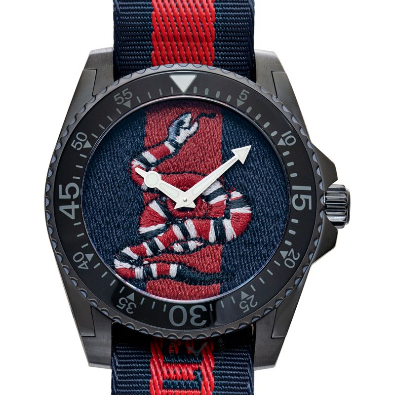 GUCCI Dive 45MM SS Snake Embroidered Dial Nylon Men's Watch YA136214