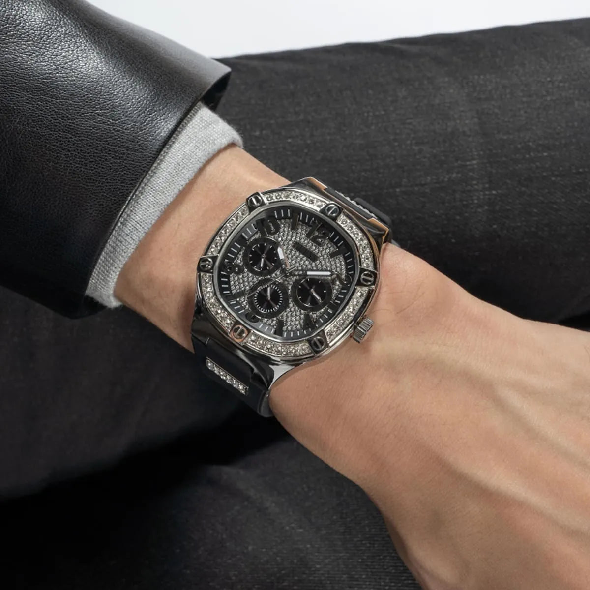 GUESS Gents Men's Watch - GW0641G1