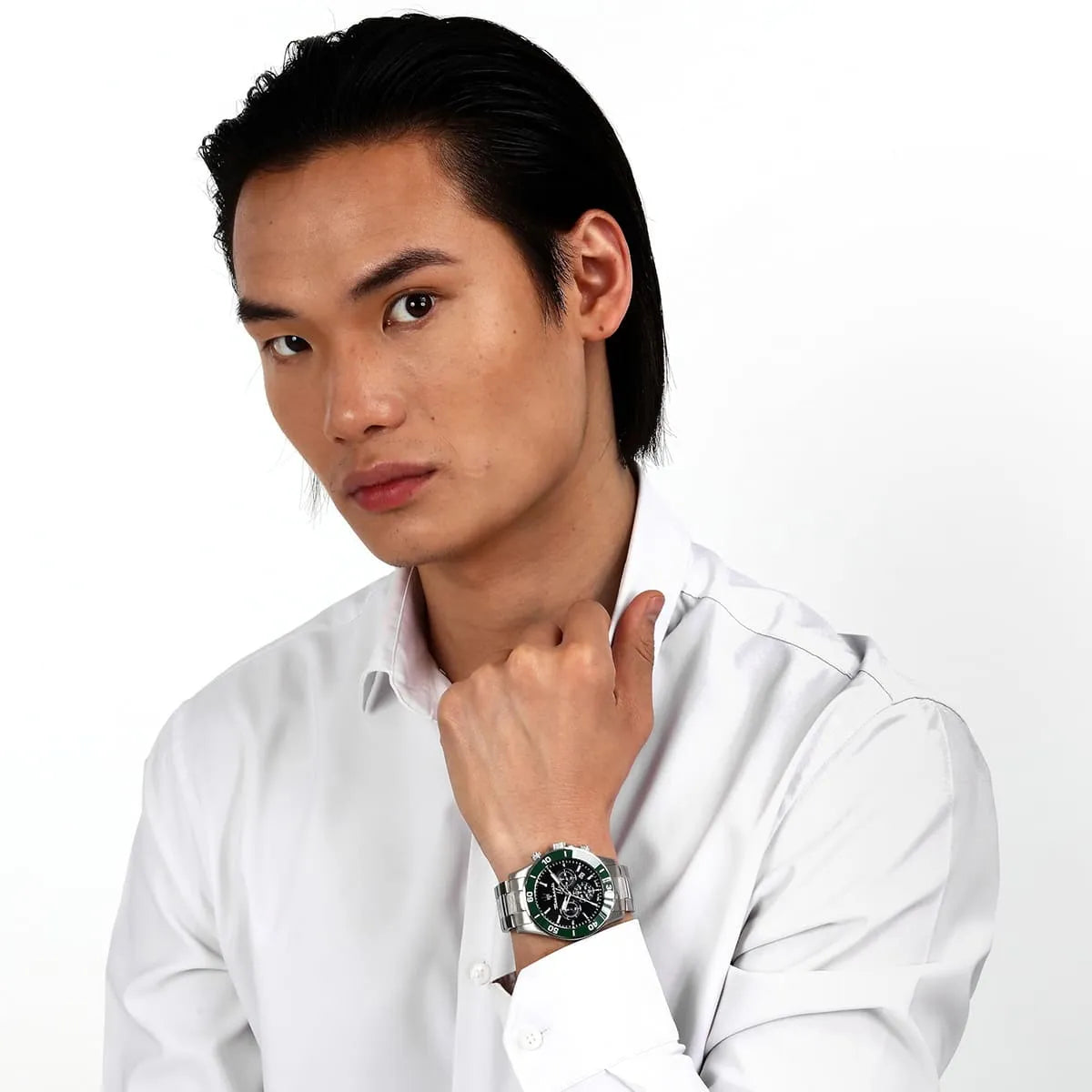 Person wearing Maserati Competizione chronograph watch with stainless steel bracelet