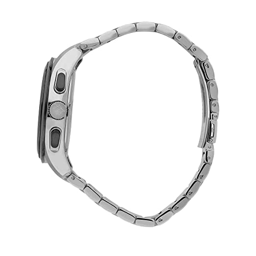 Stainless steel bracelet and side profile of Maserati chronograph watch