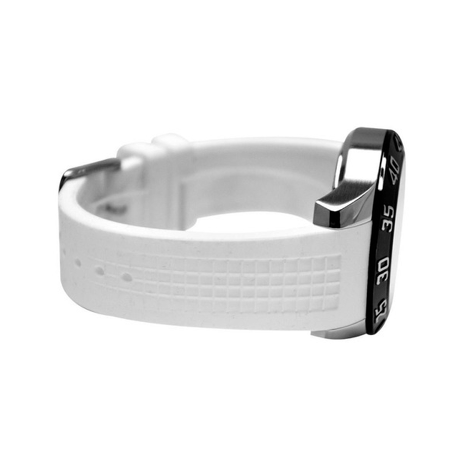 White silicone strap of Tommy Hilfiger 1790986 watch with buckle