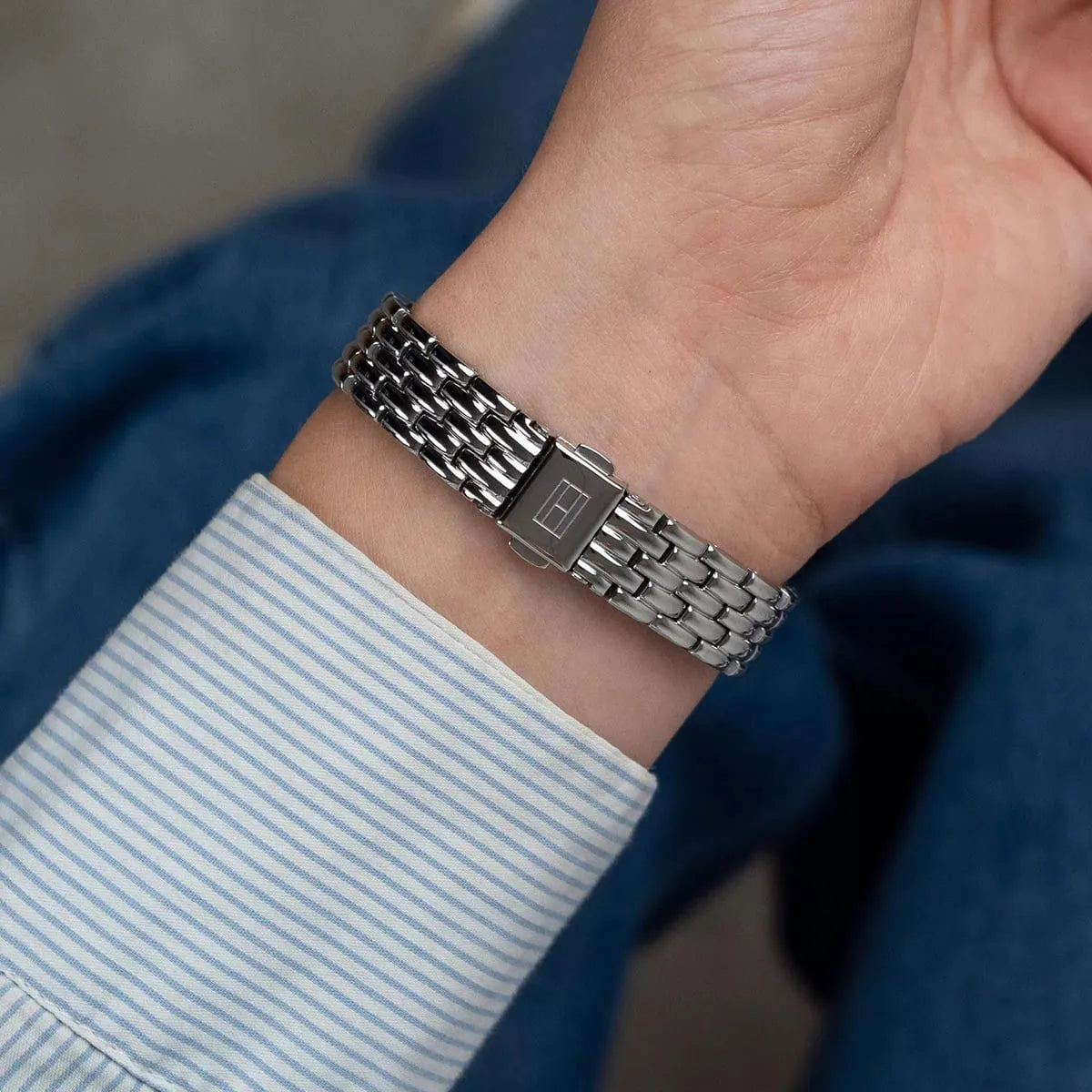 Tommy Hilfiger Mia stainless steel bracelet clasp and links detail