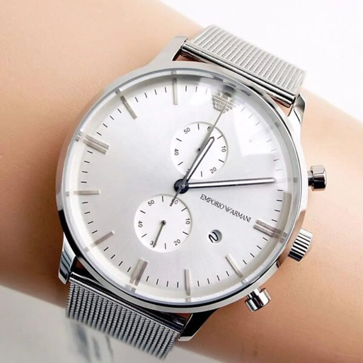 Emporio Armani Classic Quartz White Dial Silver Mesh Strap Men's Watch AR0390