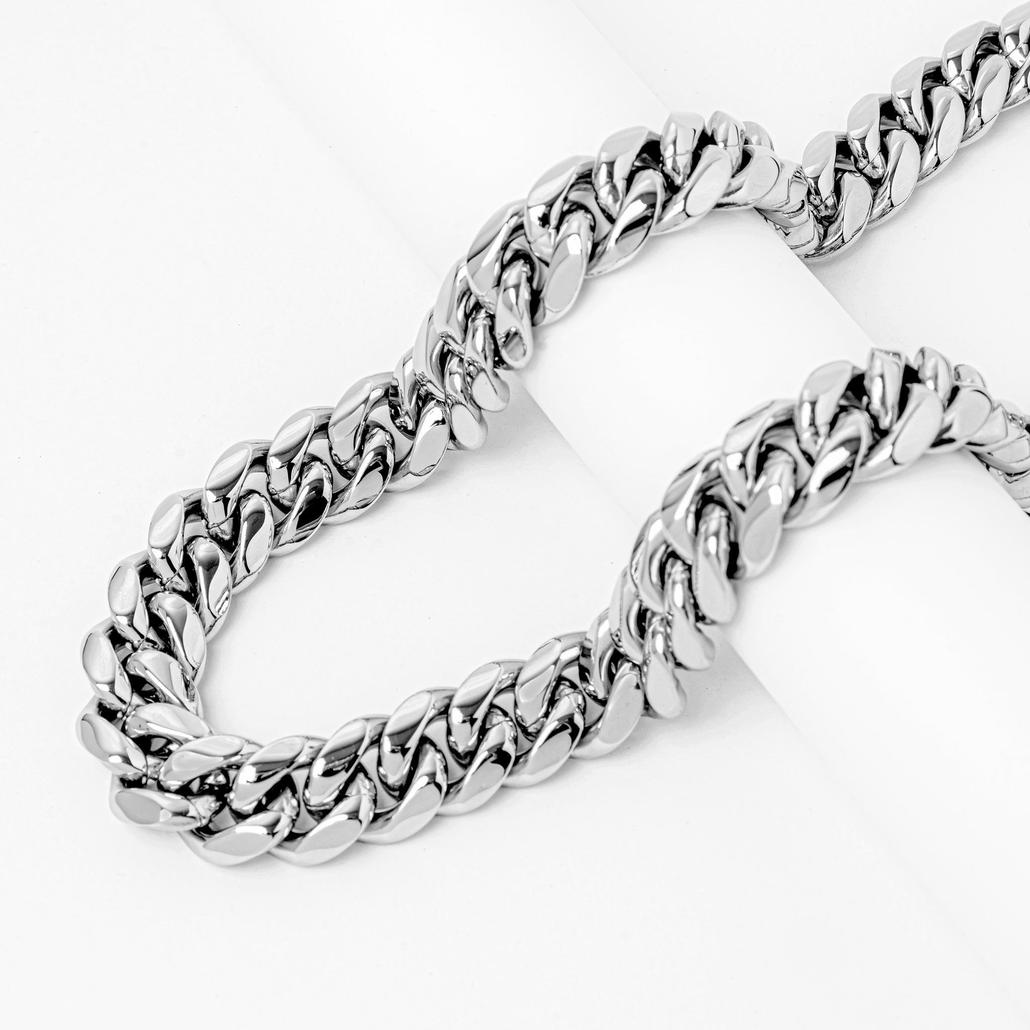 Big Daddy 18MM Cuban Link Stainless Steel Chain 22 Inch (Defect)