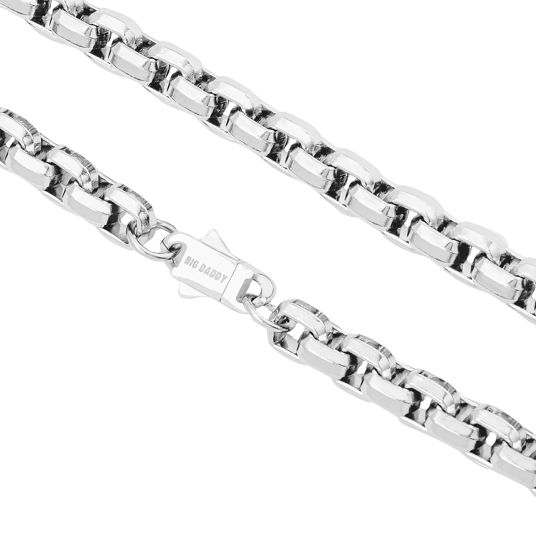 Close-up detail of 8mm franco box chain links and clasp