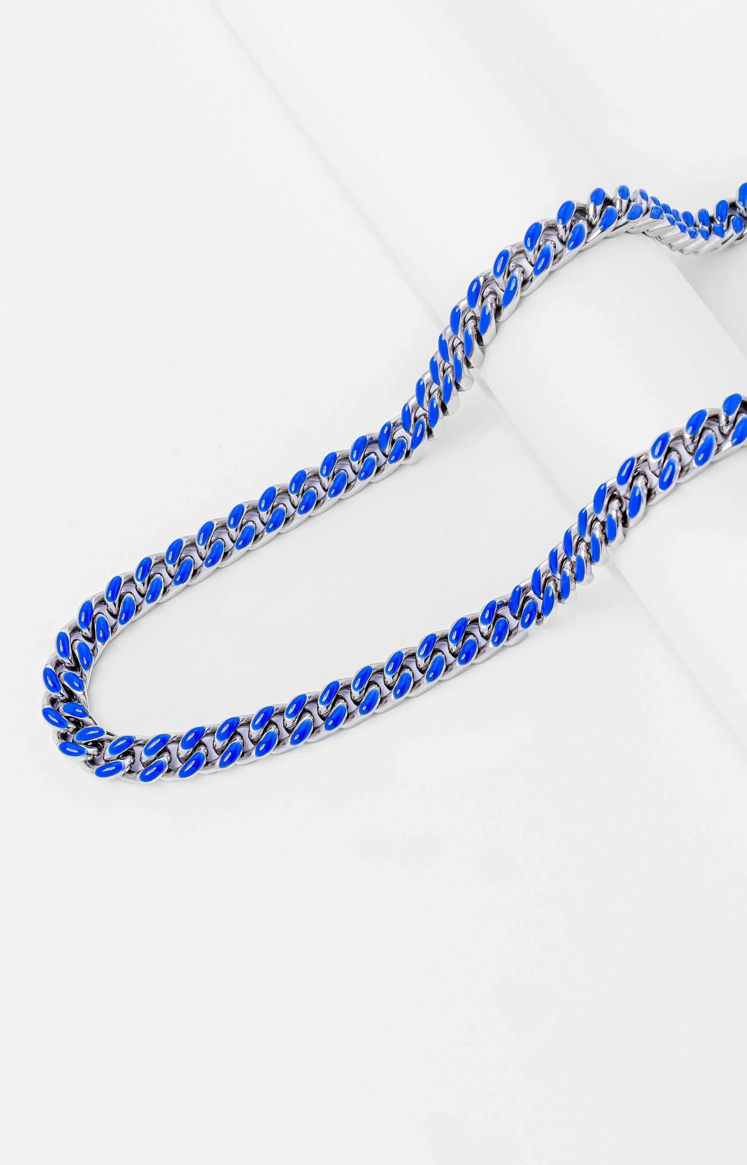 Big Daddy 9MM blue and steel Cuban chain necklace laid flat to show full length and link pattern