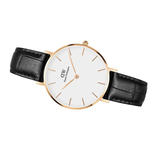 Daniel Wellington Reading 32mm watch displayed on wrist with black leather strap