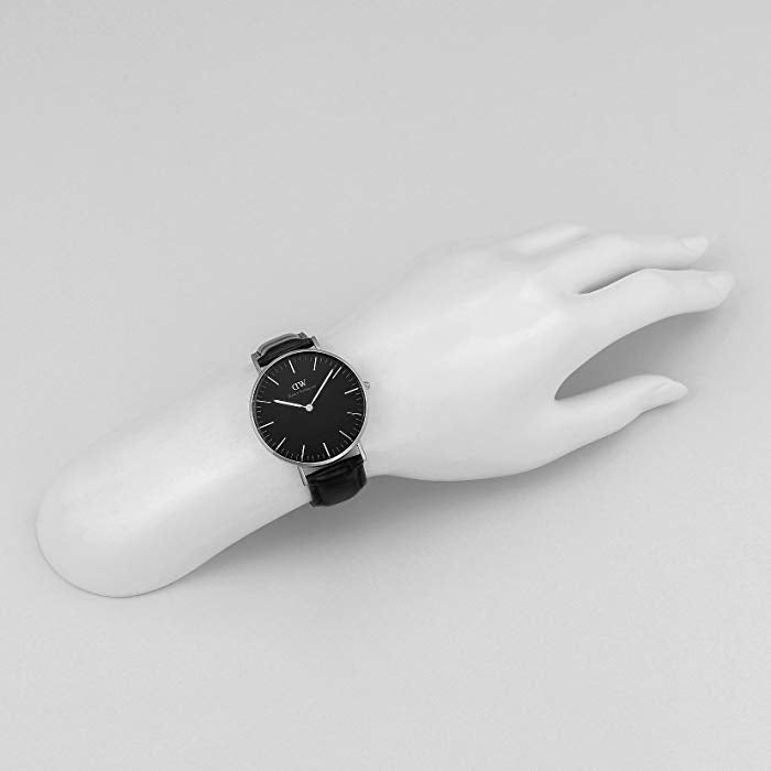 Daniel Wellington Reading 36mm watch on wrist showing black dial and black strap