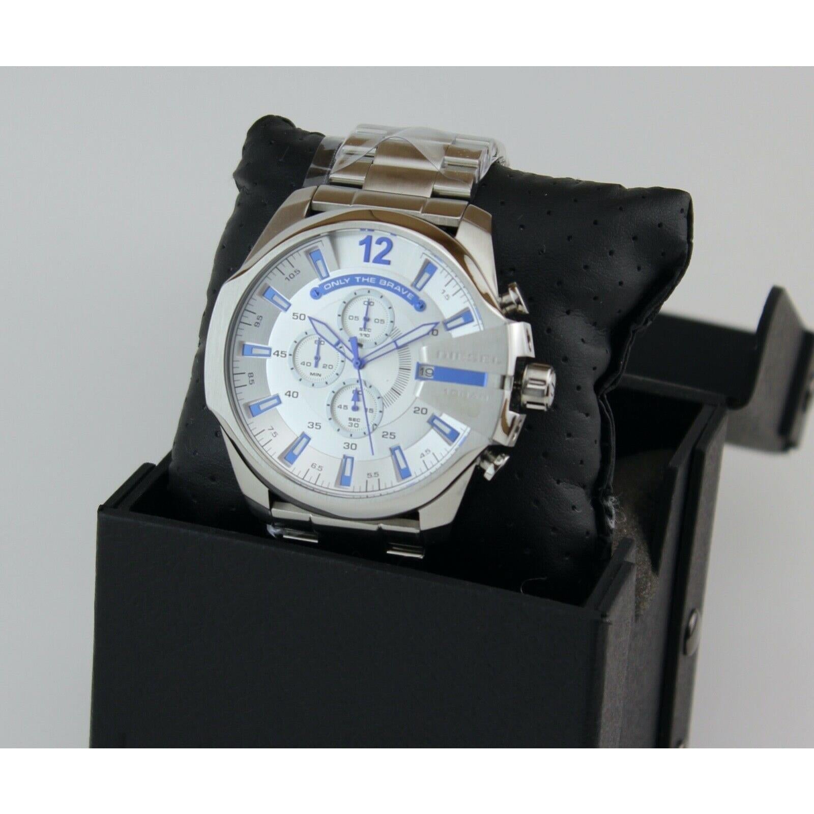 Diesel Mega Chief DZ4477 watch displayed in black gift box with black wristband holder
