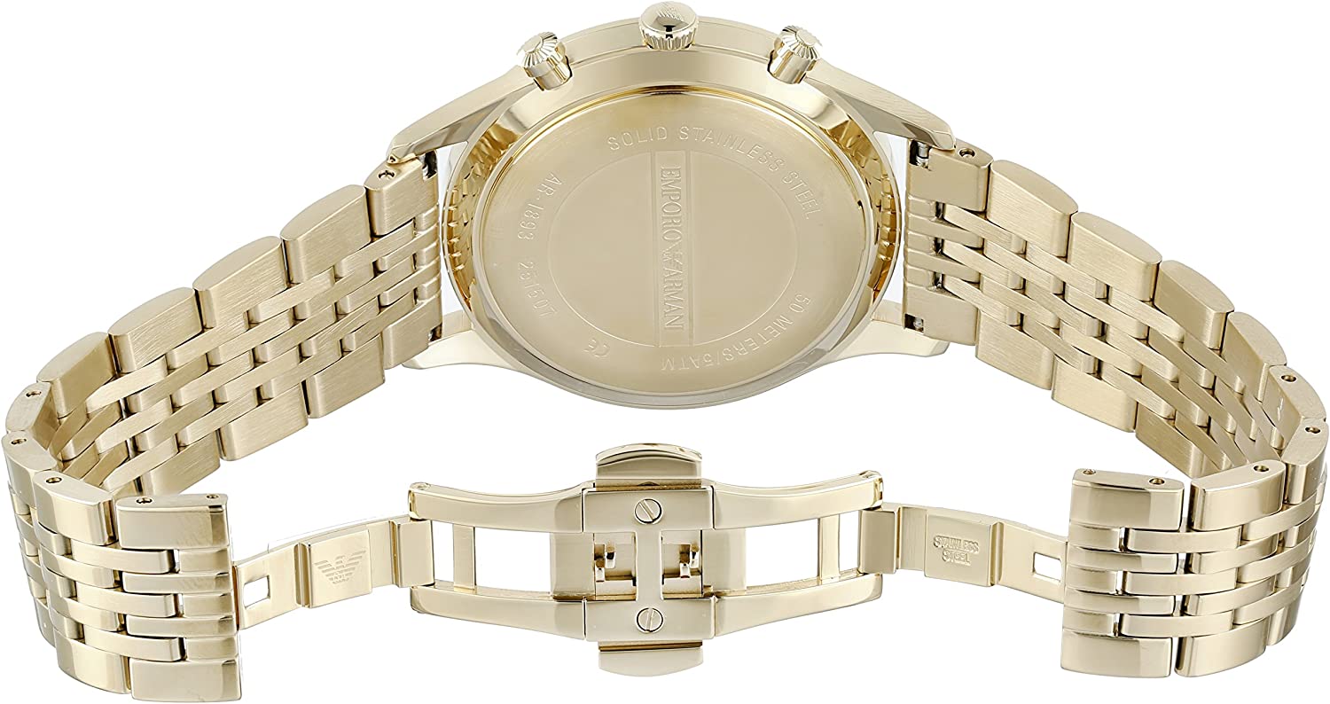AR1893 gold-tone stainless steel bracelet and fold-over clasp detail