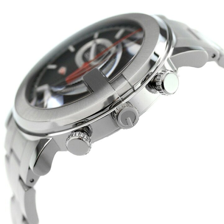 Gucci G-Chrono watch side profile with chronograph pushers and stainless steel bracelet