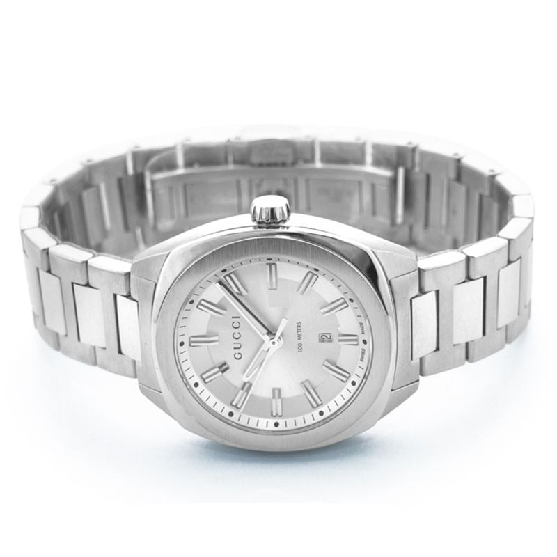 Gucci GG2570 stainless steel watch displayed front view with full bracelet
