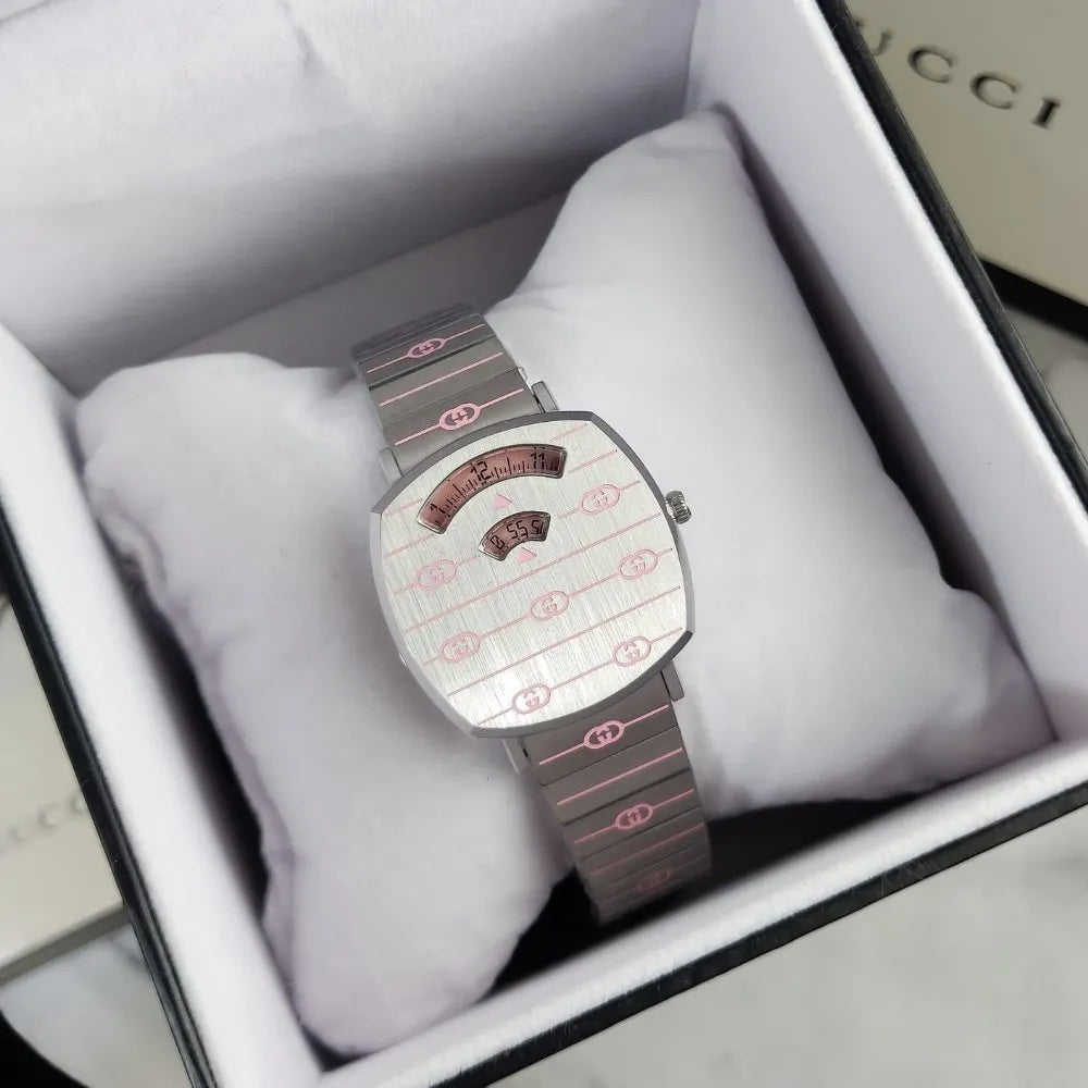 GUCCI Grip watch in branded presentation box with protective wrapping