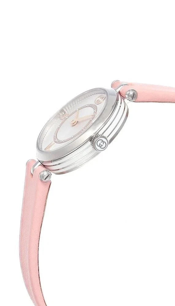 Side view of Gucci Model 2000 watch showing case profile, pink leather strap, and cream dial with rose-tone accents