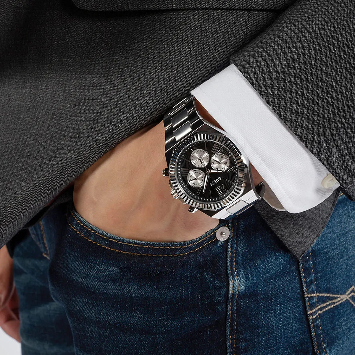 GUESS Equity Mens Silver Tone Multi-function Watch - GW0703G1