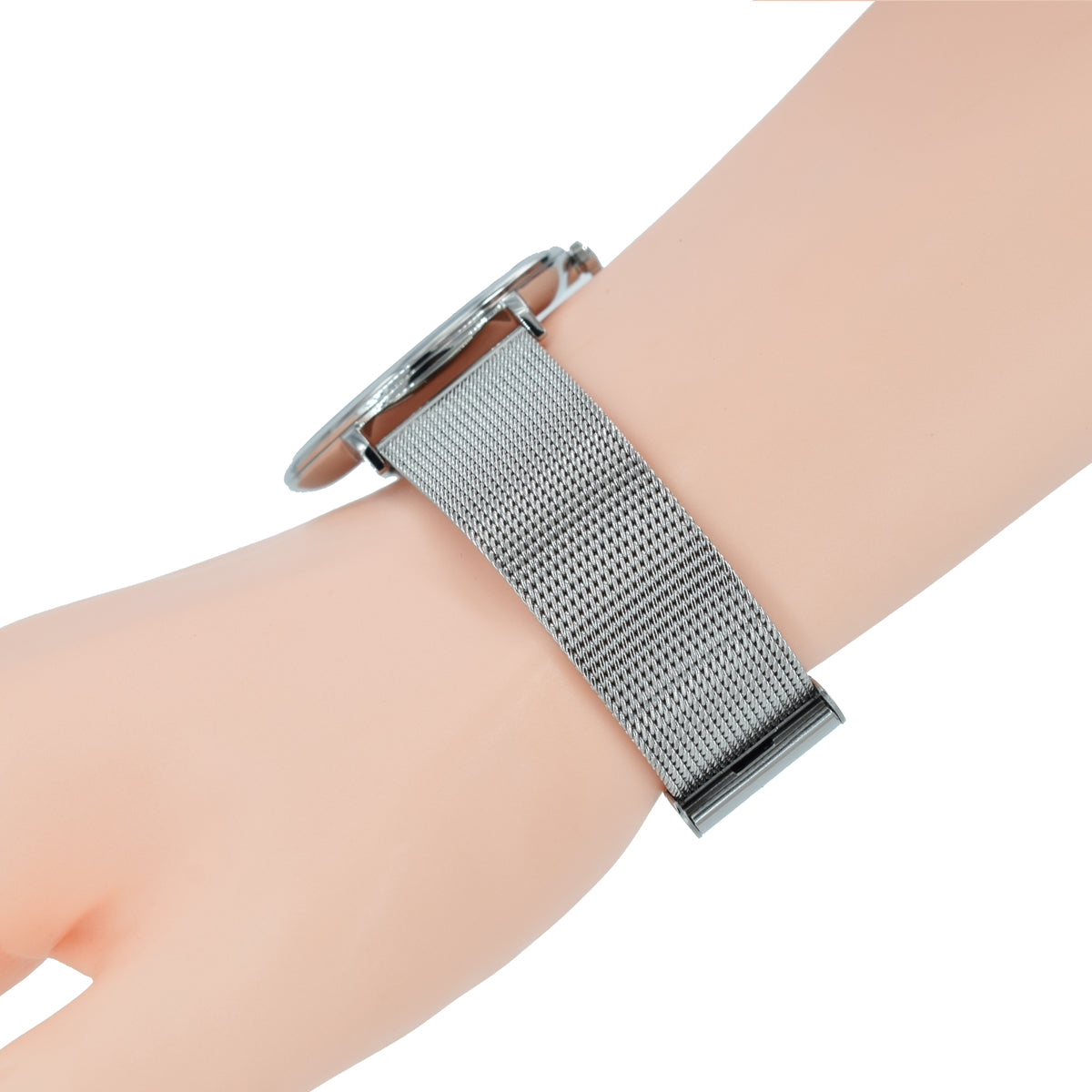 Hugo Boss Horizon men's watch worn on wrist with silver mesh strap