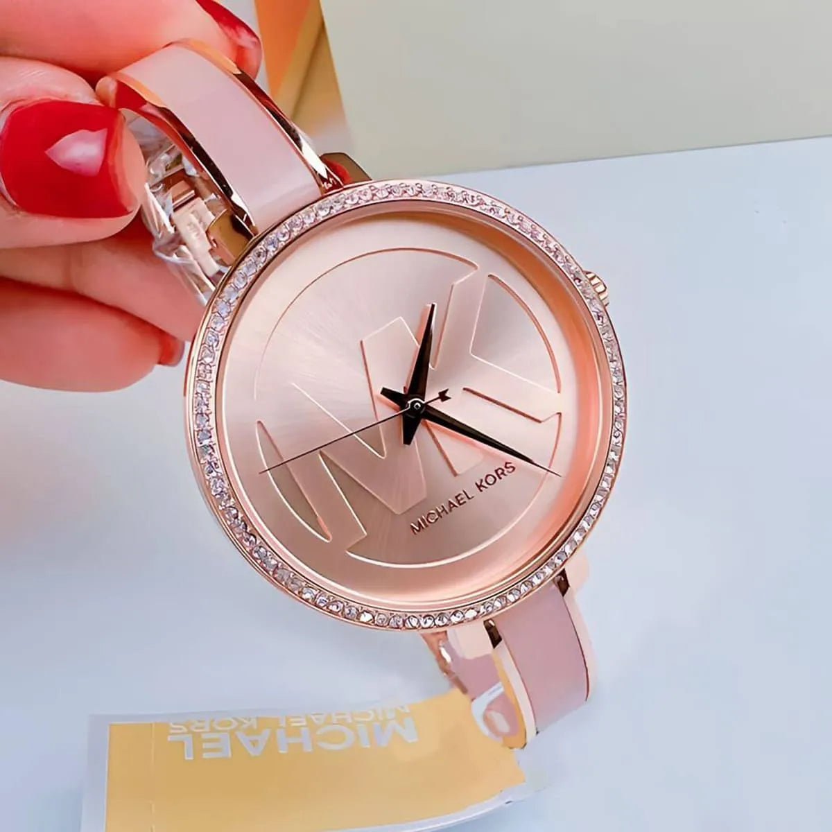 Michael Kors Jaryn women's watch on-wrist display with rose gold dial