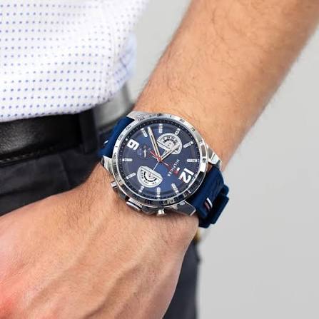 Tommy Hilfiger Decker Blue Dial Men's Watch - 1791476